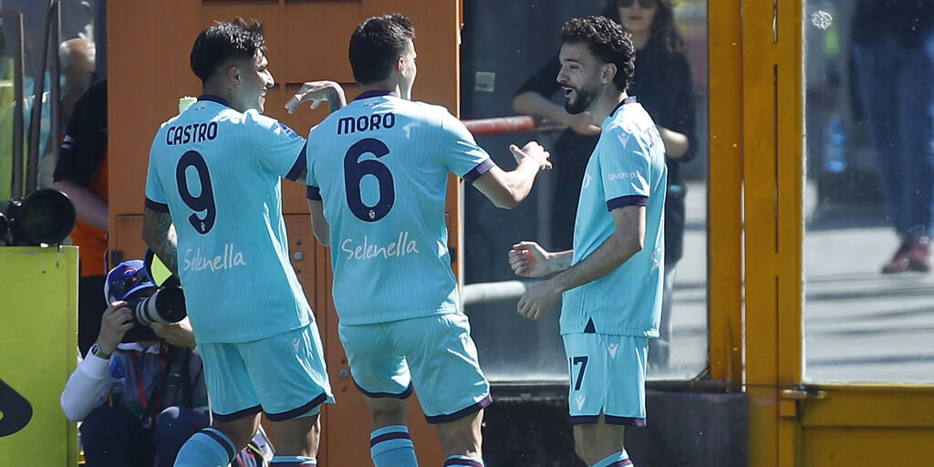 Copertina: Bologna in trasferta vuol dire vittoria: allo Zini Cremonese battuta 1-2