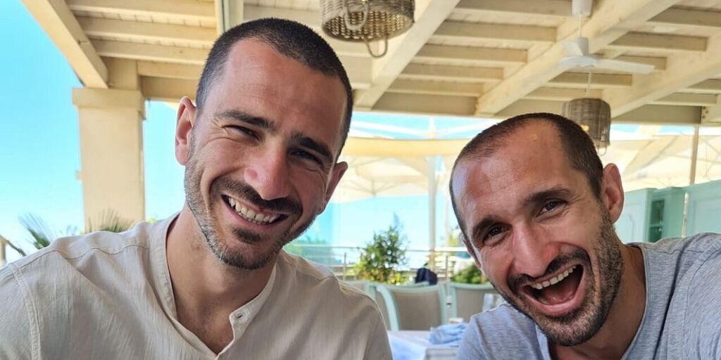 Entusiasmo Italia, Bonucci insiste: "Mangiamo pastasciutta, voi?" (twitter.com/bonucci_leo19) Entusiasmo Italia, Bonucci insiste: "Mangiamo pastasciutta, voi?" (twitter.com/bonucci_leo19)