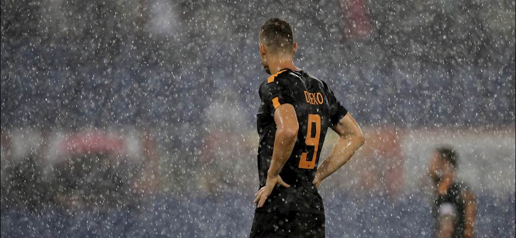 Copertina: Roma, pioggia di pali e traverse. Juve dietro, Dzeko il più sfortunato: quota 10 dal 2016/2017