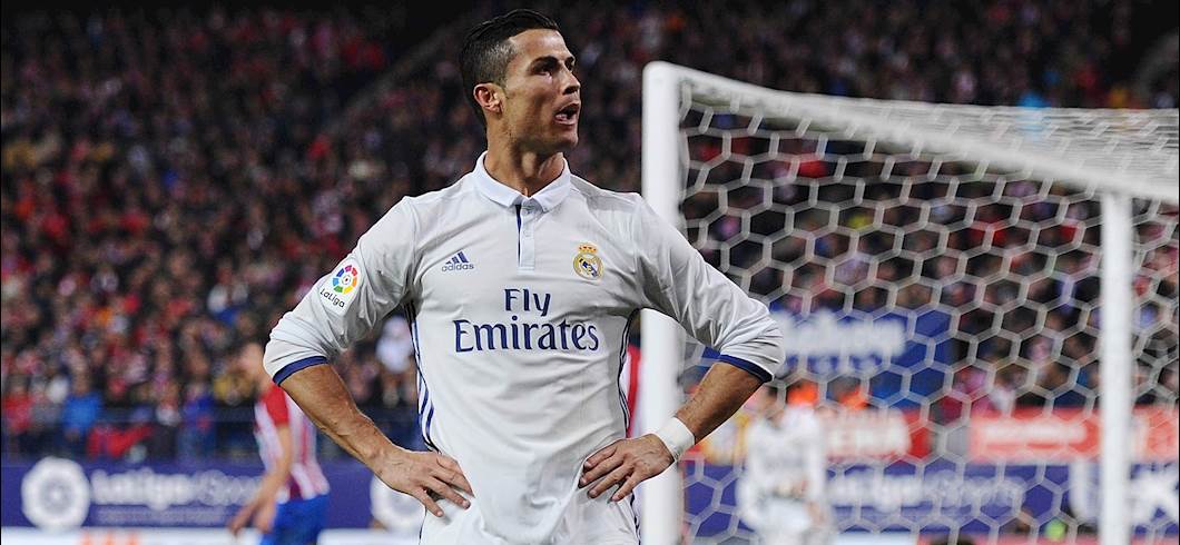 Copertina: LIVE Ronaldo-Juve! Slitta tutto a dopo il weekend. Affare da 150 milioni, commissione stellare per Mendes