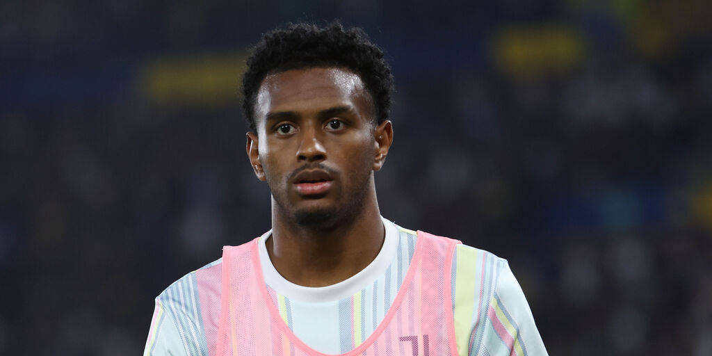 Copertina: Juventus, infortunio per Cabal contro il Villarreal: fuori in lacrime