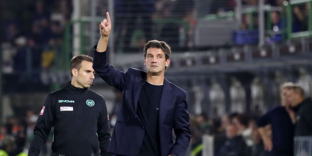 Copertina: Inter, Chivu: "Siamo stati fortunati, ci sta quando giochi ogni tre giorni"