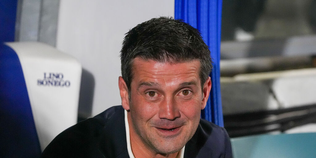 Copertina: Inter, Chivu: "Bastoni non sarà convocato"