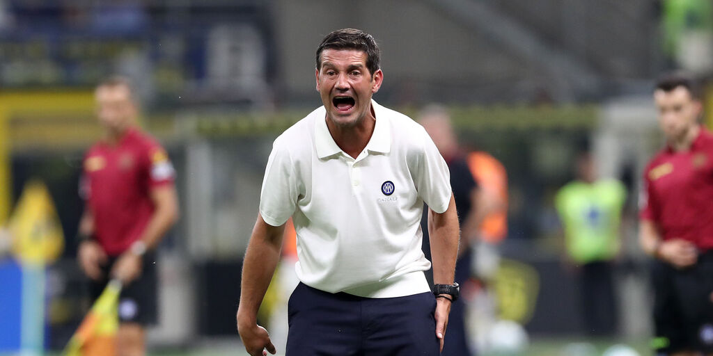 Copertina: Chivu: Thuram? Lui dice crampo, domani farà gli accertamenti"