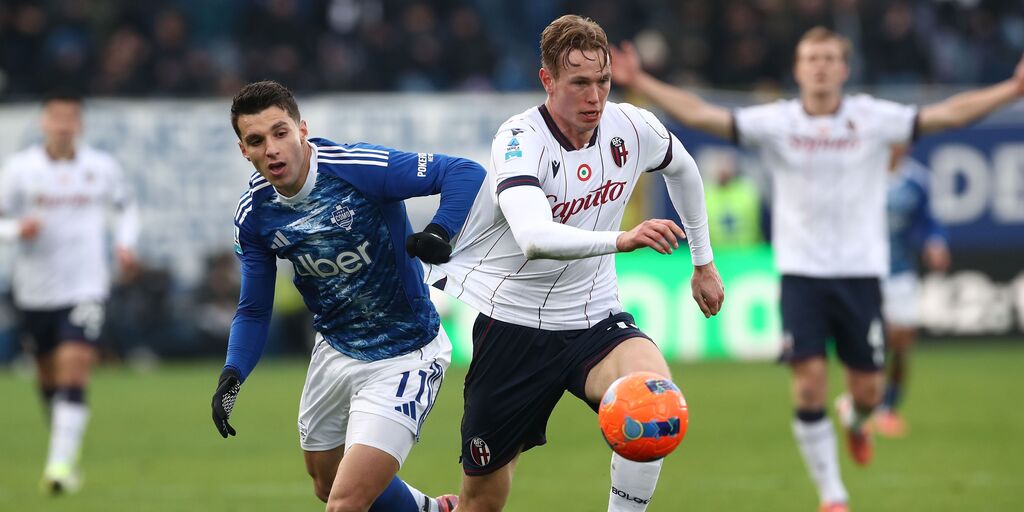 Copertina: Baturina risponde a Cambiaghi: Como-Bologna finisce 1-1