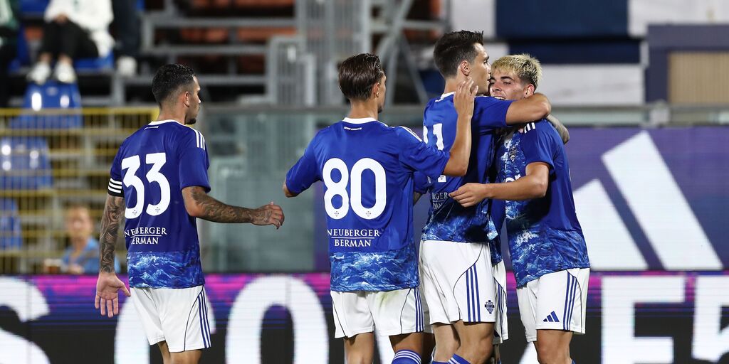 Copertina: Como, vittoria in rimonta sull'Al Ahli: Nico Paz e Baturina provati in coppia