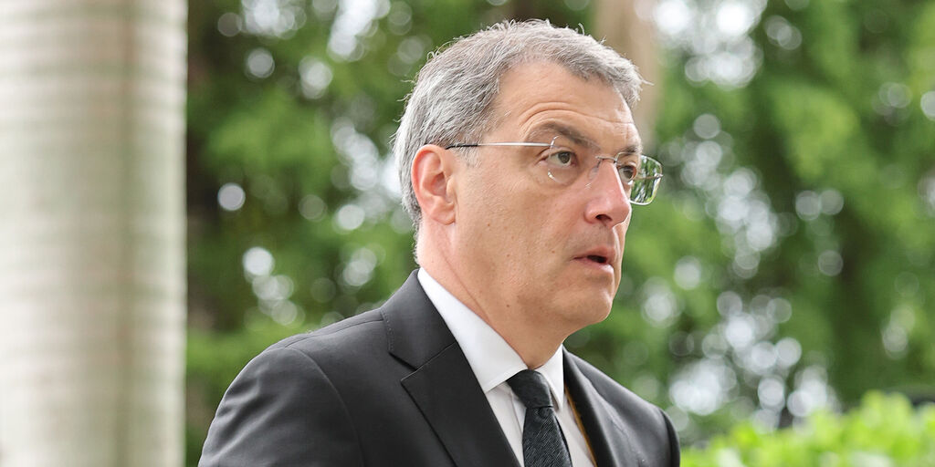 Copertina: Juventus, Comolli: "Con Vlahovic c'è un accordo..."