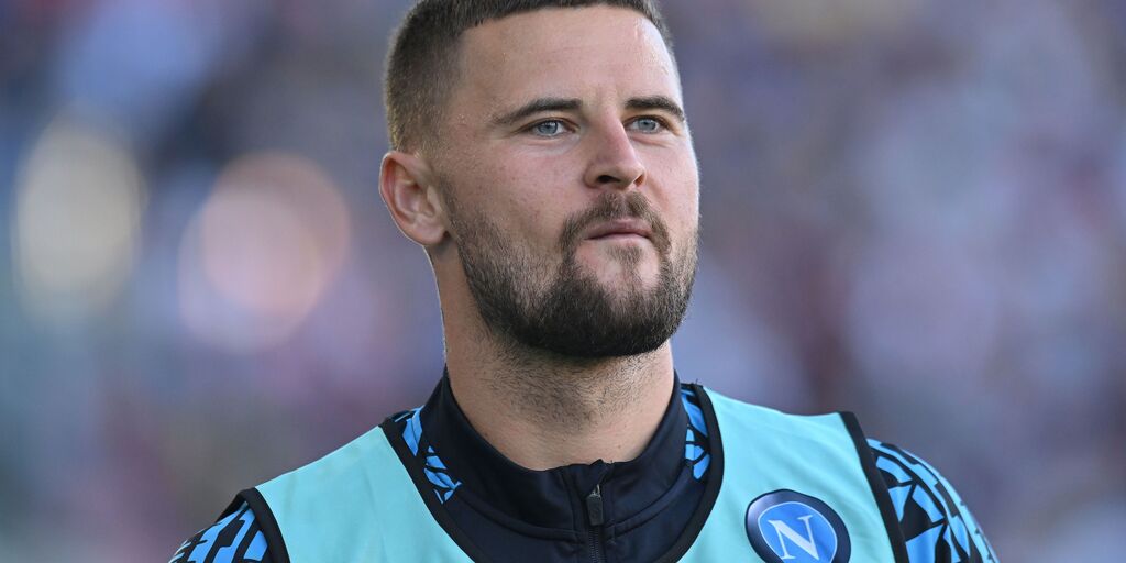 Copertina: Napoli, infortunio per Contini: il comunicato del club