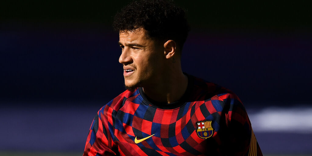 Copertina: Foto di gruppo per il Barcellona: Coutinho photoshoppato e Piqué...