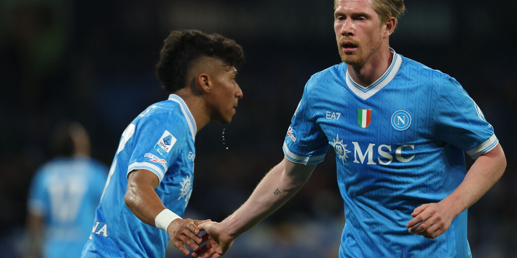 Copertina: Napoli, De Bruyne: "Scudetto? Le cose nel calcio cambiano in fretta, prima eravamo a -14..."