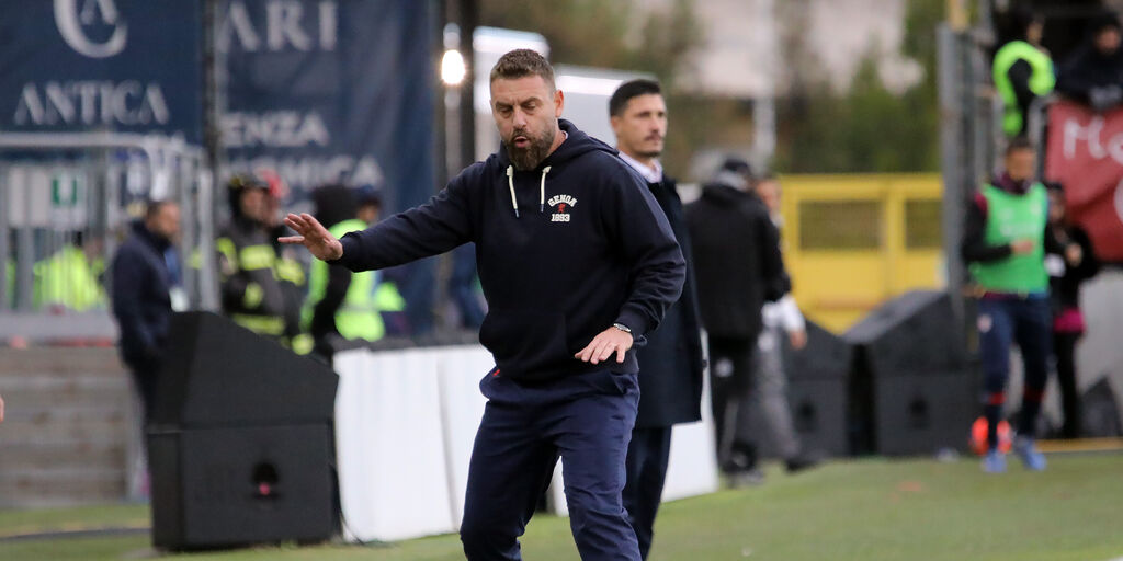 Copertina: Genoa, De Rossi: "Contento di Colombo e Vitinha"