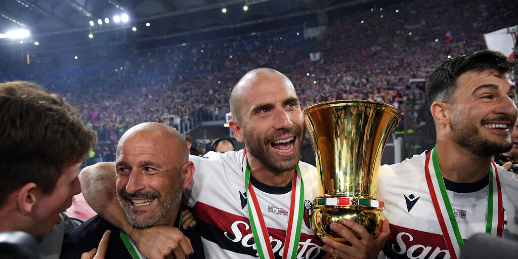 Copertina: Bologna, De Silvestri: "Ho dormito pochissimo dopo la finale, Italiano ci mette anima e corpo"