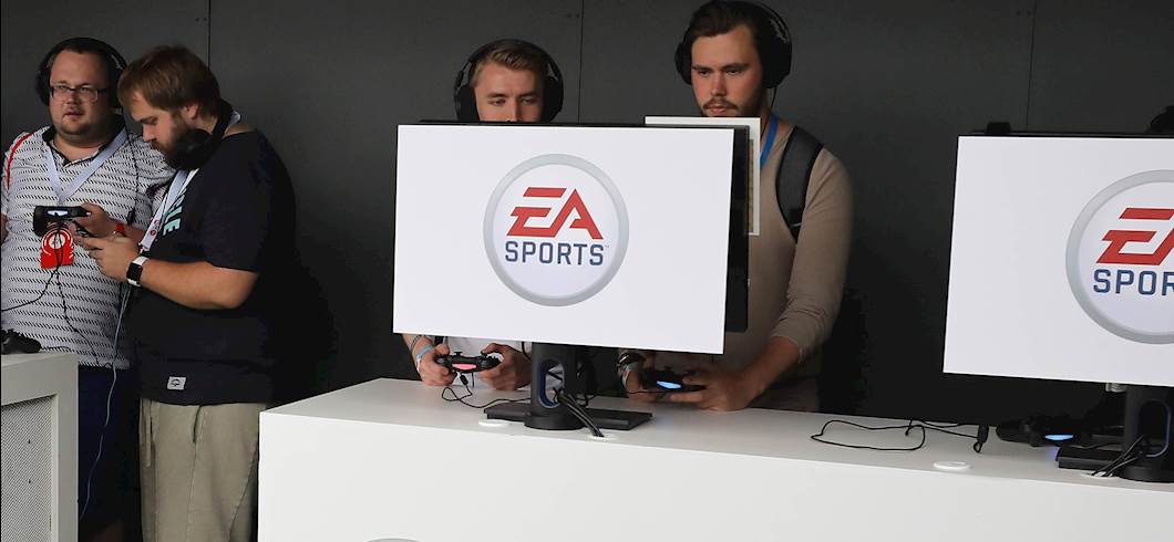 Copertina: Il grande giorno è arrivato: segui il lancio di FIFA 19 con QLASH e Fantagazzetta