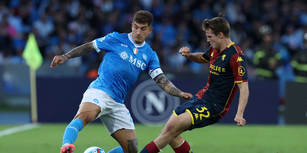 Copertina: Il Napoli ribalta il Genoa nel secondo tempo: 2-1, Anguissa e Hojlund rispondono a Ekhator
