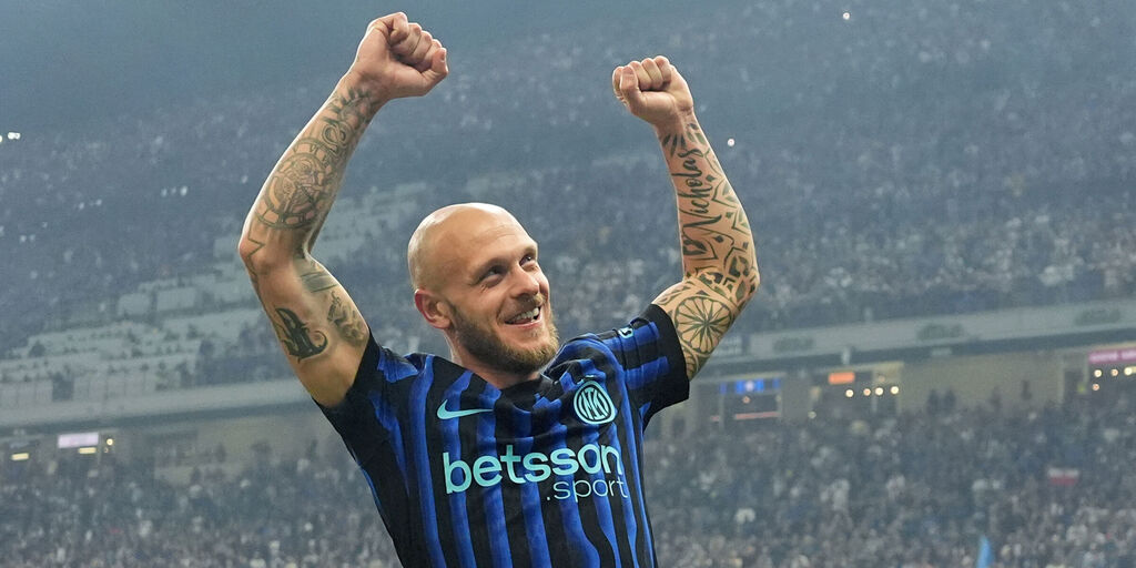 Copertina: Dimarco: "Io MVP? Un orgoglio, lo dedico a chi mi ha dato per finito"
