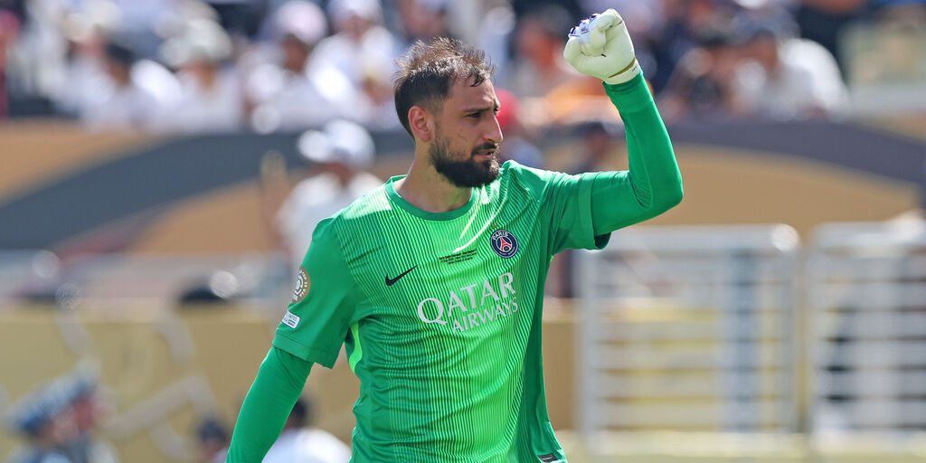 Copertina: TABELLA TRASFERIMENTI CALCIOMERCATO - Donnarumma, Isak, Hojlund, Zhegrova, Openda, Akanji, Nkunku, Rabiot