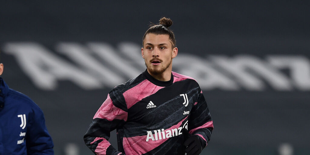 Sampdoria, Dragusin non si nasconde: "Qui per far vedere di che pasta sono fatto" (Getty Images) Sampdoria, Dragusin non si nasconde: "Qui per far vedere di che pasta sono fatto" (Getty Images)