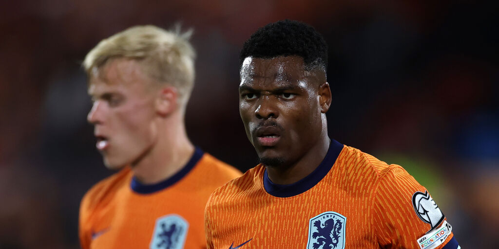 Copertina: Inter, problema alla caviglia sinistra per Dumfries: l'olandese torna a Milano