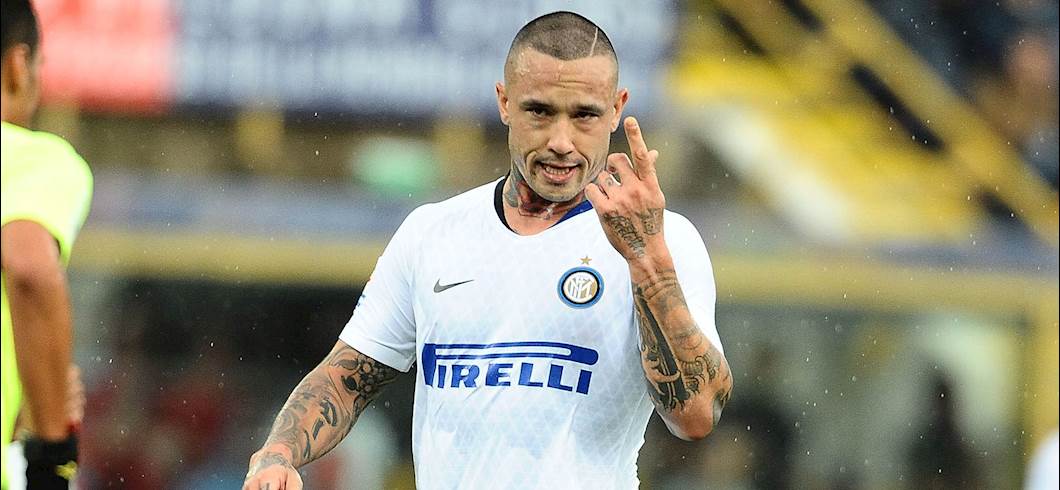 Copertina: Nainggolan, esordio da urlo: il belga subito decisivo col Bologna, l'Inter è già roba sua