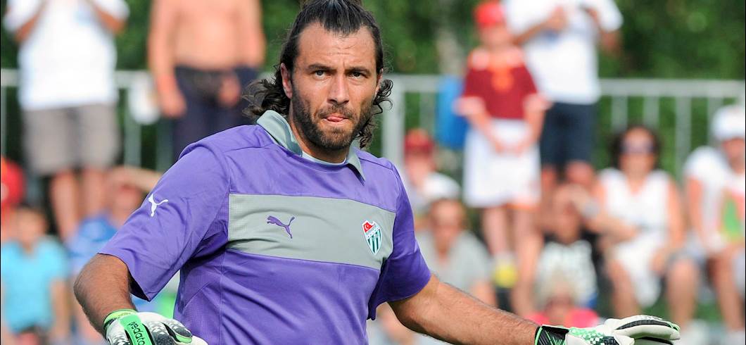 Copertina: Frey, elogio all'Inter: "Invincibile nell'era del triplete"