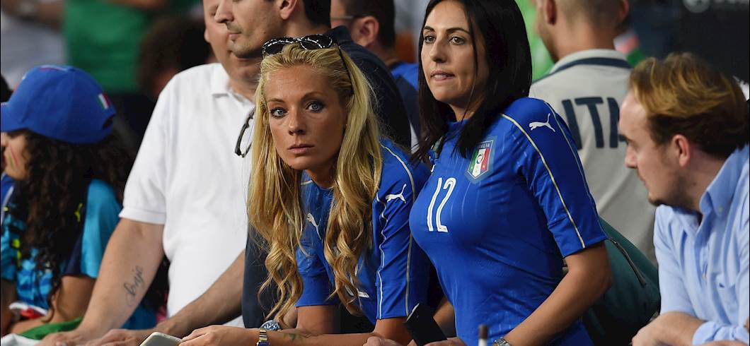 Copertina: LIVE - Italia-Irlanda 0-1. Brady di testa dopo il palo di Insigne