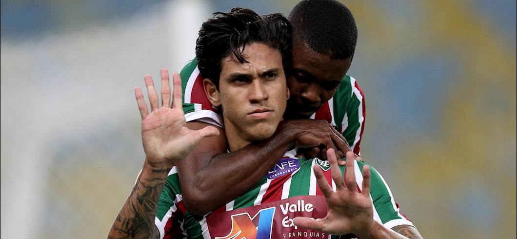 Copertina: I 5 trasferimenti di gennaio che possono farvi vincere il Fantacalcio (ma solo in un mondo parallelo)