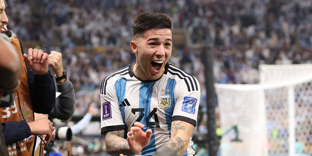 Copertina: Enzo Fernandez, gol e retromarcia: resta al Benfica, il Chelsea può attendere