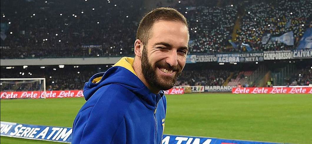 Copertina: 4 big match, 0 vittorie: al Napoli ora serve fare uno step mentale. E imbastire una rosa completa come quella della Juventus