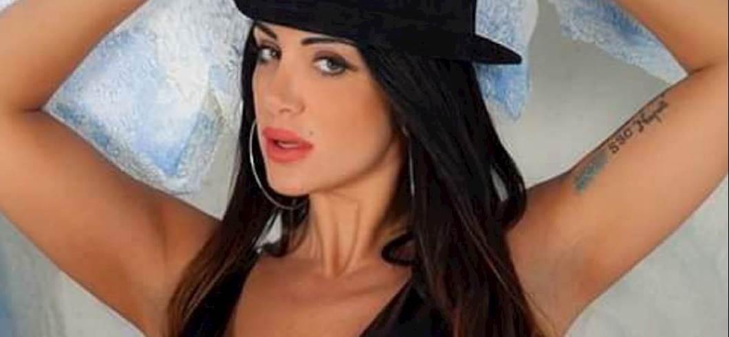 Copertina: Marika Fruscio: "Uscirei volentieri con Bernardeschi. E' fidanzato? Chi se ne frega, mica sono gelosa..."