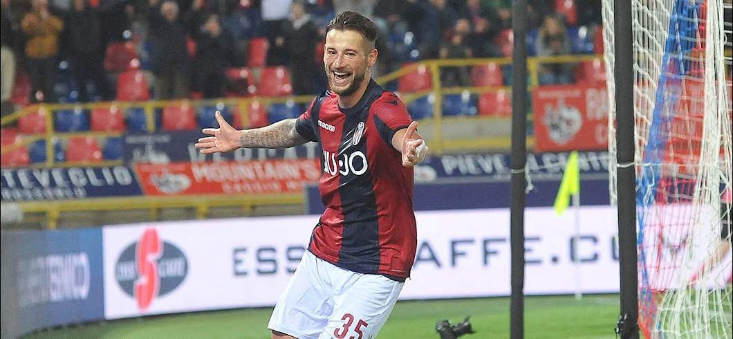 Copertina: Bologna: recuperato Dijks, stop Vignato