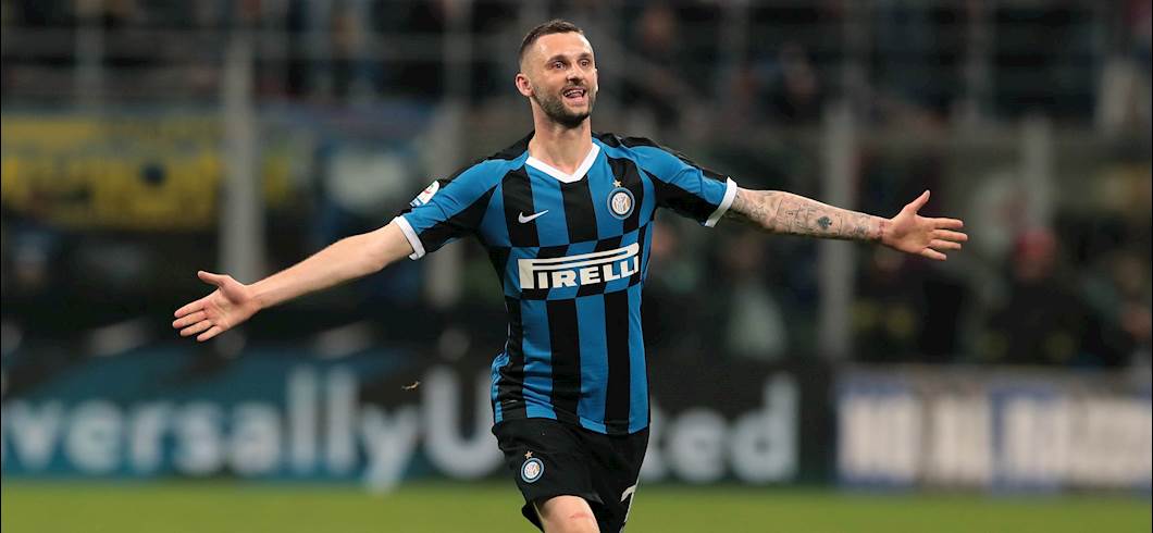 Copertina: FANTARACCONTI - Miracolo a San Siro: sia santificata la VAR sul +3 di Brozovic