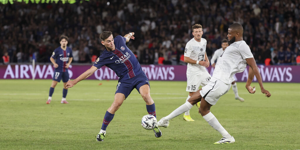 Copertina: Il PSG vince di misura sull'Angers, risolve Fabian Ruiz. Goal e highlights del match