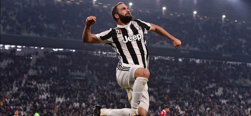 Copertina: Juventus, Higuain in campo al San Paolo? Parla il dott. Pontini: "50% di possibilità che sia pronto"