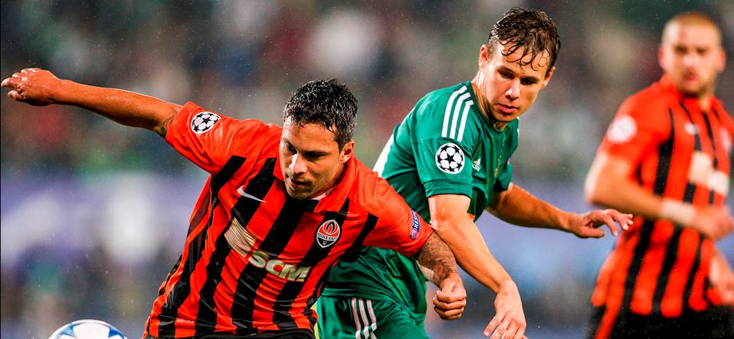 Copertina: Calciomercato Inter, caccia all'esterno: si punta Marlos. Capitolo regista: incontro con Tonny Vilhena