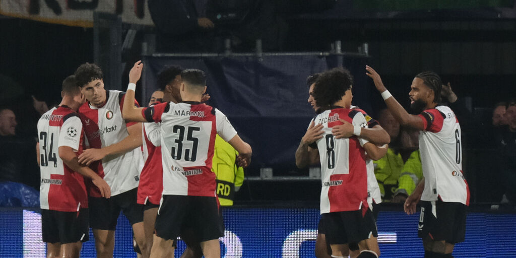 Copertina: Diao illude il Como, poi si scatena il Feyenoord: Fabregas ko a Rotterdam