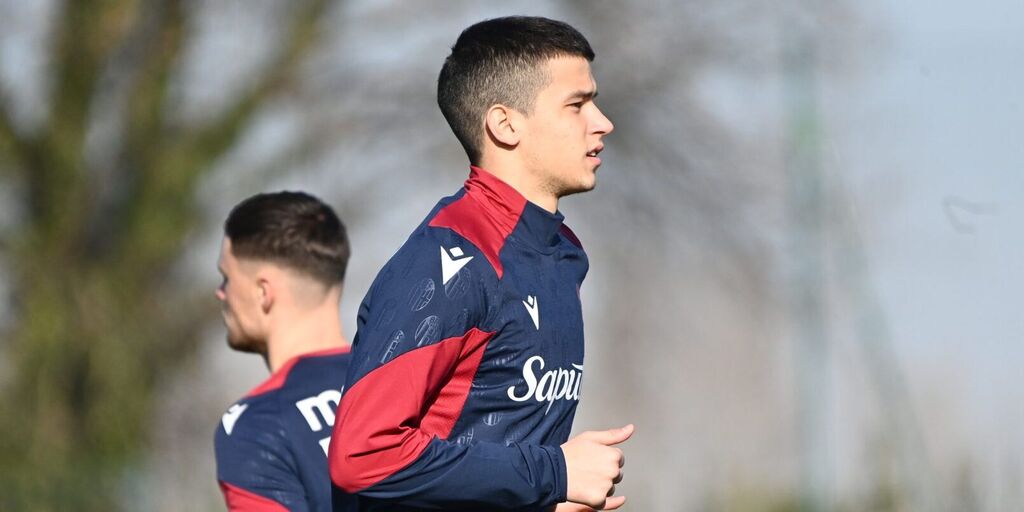 Copertina: UFFICIALE - Ilic lascia il Bologna: affare fatto con l'Anderlecht