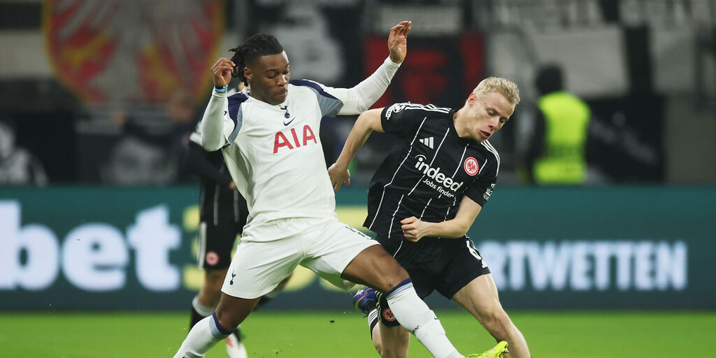 Copertina: Il Tottenham batte l'Eintracht Francoforte senza problemi: 0-2 nel segno di Kolo Muani e Solanke