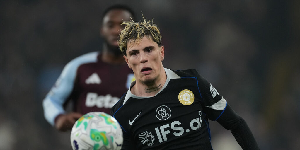 Copertina: Niente Serie A per Garnacho: sarà un giocatore dell'Aston Villa