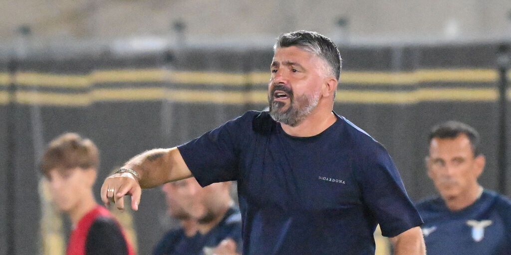 Copertina: Lazio, si prova a stringere per Hautekiet in difesa