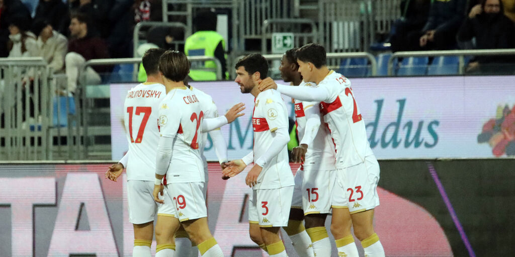 Copertina: Genoa-Verona: orario e dove vederla in TV e streaming