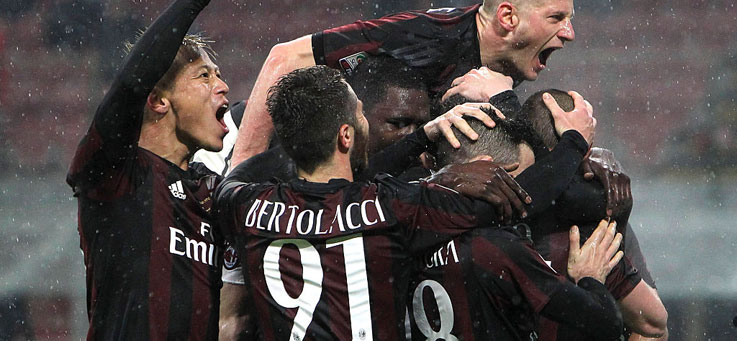 Copertina: Il Milan non molla l'Europa: Torino battuto 1-0, Inter a -1