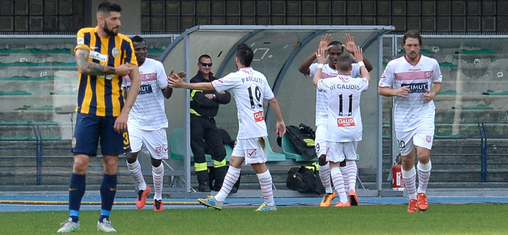 Copertina: Continua il sogno del Carpi. Per il Verona arrivano anche i fischi