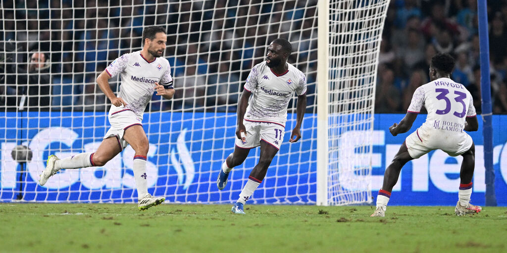 Copertina: Bonaventura lancia la Viola, Napoli ancora ko: 1-3 al Maradona