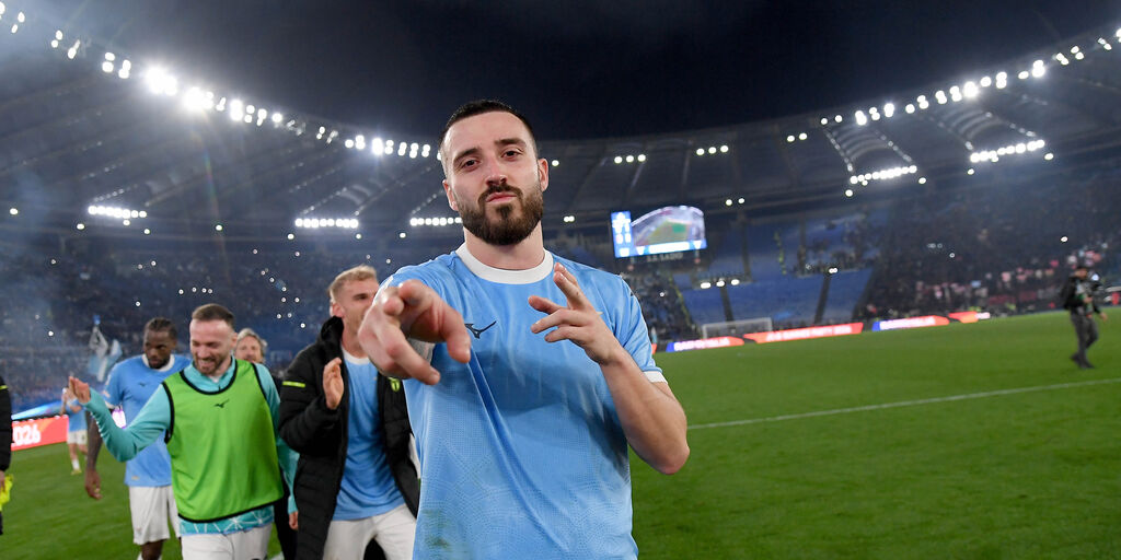 Copertina: Lazio, infortunio per Gila: il difensore costretto a chiedere il cambio