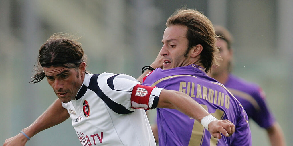 Copertina: Fantacalcio, si parte con Cagliari-Fiorentina: curiosità e precedenti