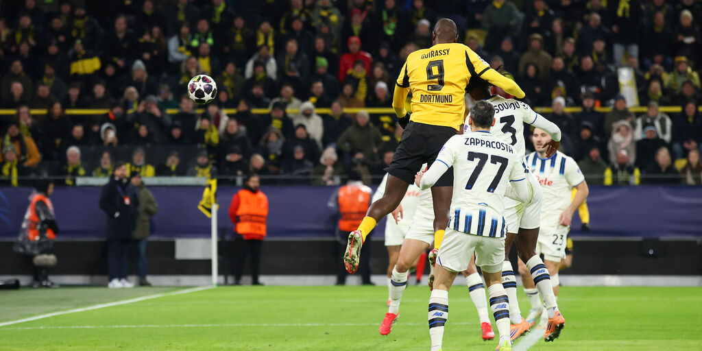Copertina: Il Borussia Dortmund supera l'Atalanta senza problemi: 2-0 nel segno di Guirassy e Beier