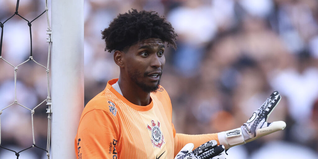 Copertina: Milan, caccia all'erede di Maignan: offerta per Hugo Souza