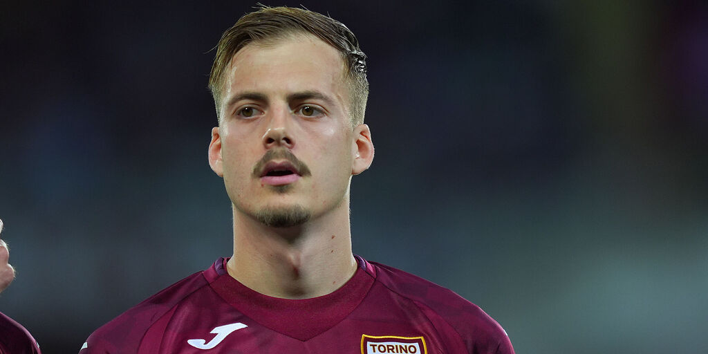 Copertina: Lecce, vicino l'arrivo di Ilic dal Torino: le ultime