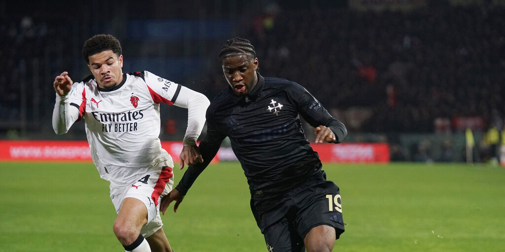 Copertina: Pisa, doppia esclusione contro il Torino: non convocati Iling-Junior e Lorran