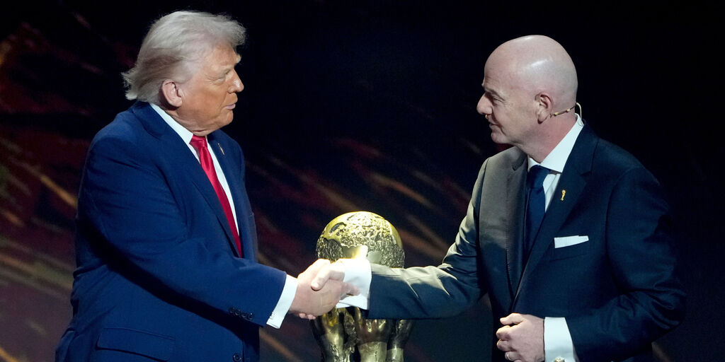 Copertina: L’emissario di Trump a Infantino: “Ripescate l’Italia ai Mondiali"